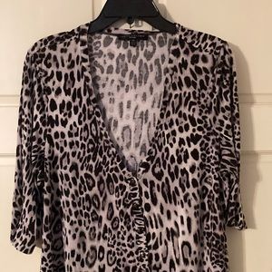 Women's leopard print top 2X